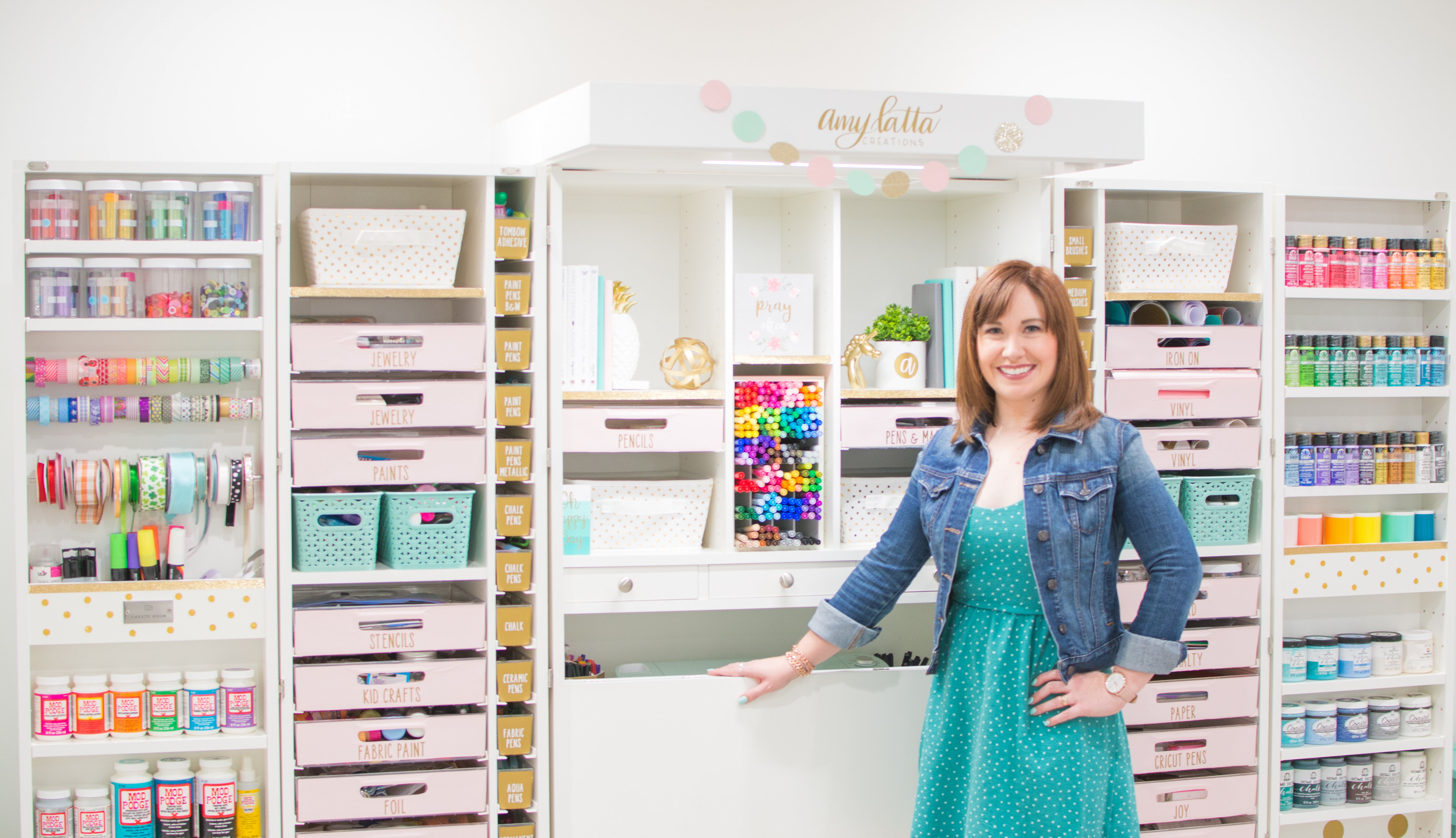 Creativity & Hand-Lettering with Amy Latta – Create Room