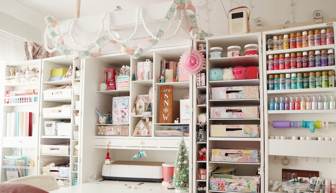 8 DreamBoxes Decorated For Christmas