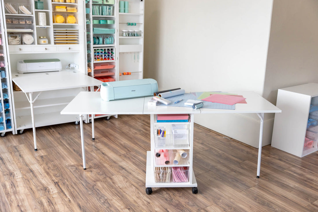 Dream Cricut Desk!!!!  Craft room desk, Desk, House plans